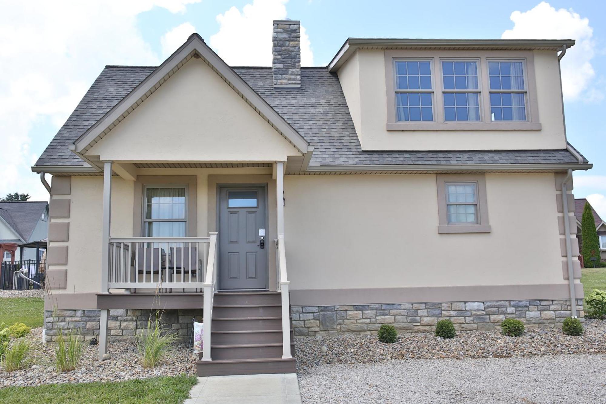 Premier Cottages By Amish Country Lodging Berlin Exterior photo