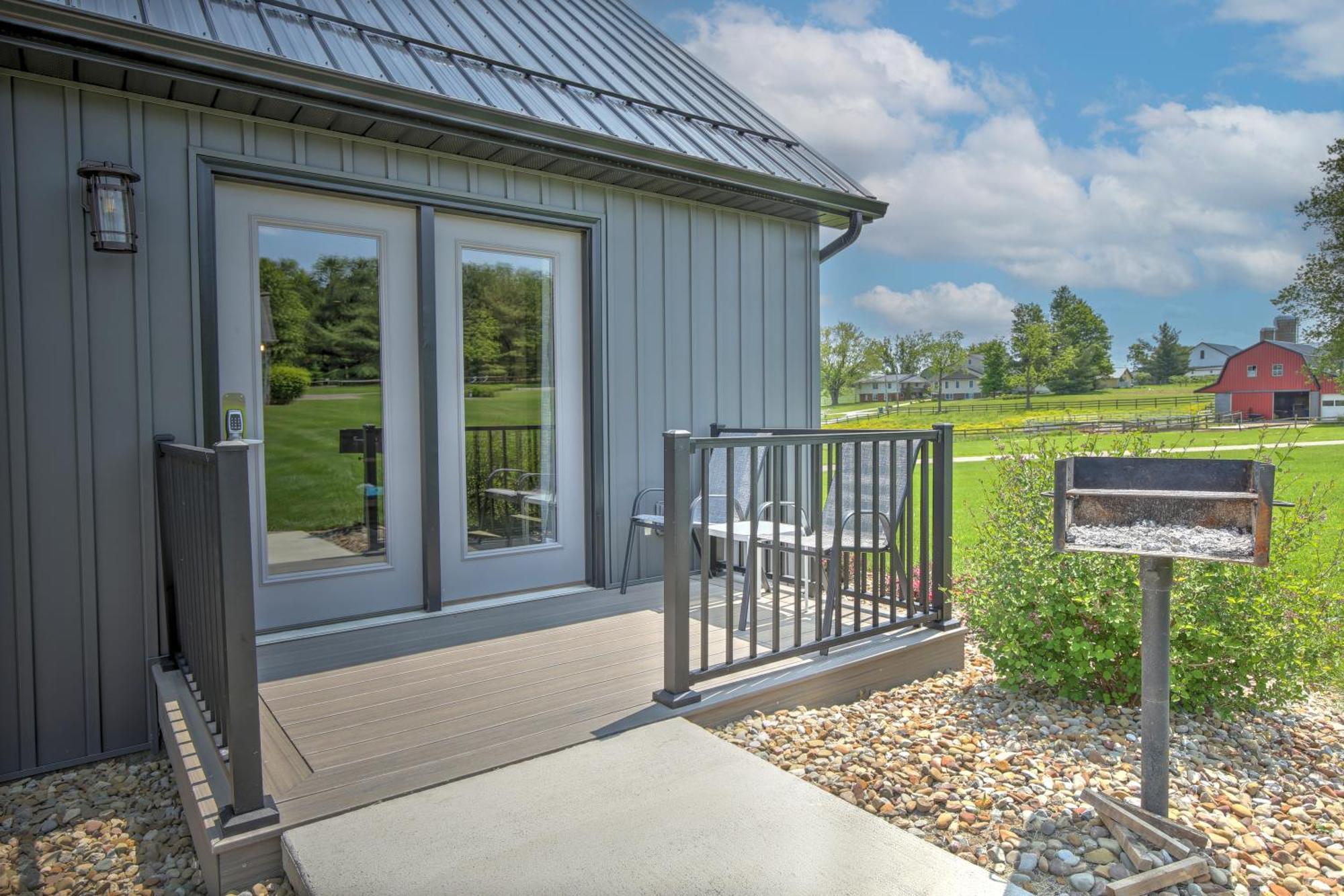 Premier Cottages By Amish Country Lodging Berlin Exterior photo